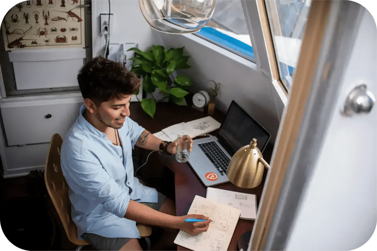 remote-vs-in-office-work-image remote-vs-in-office-work-image